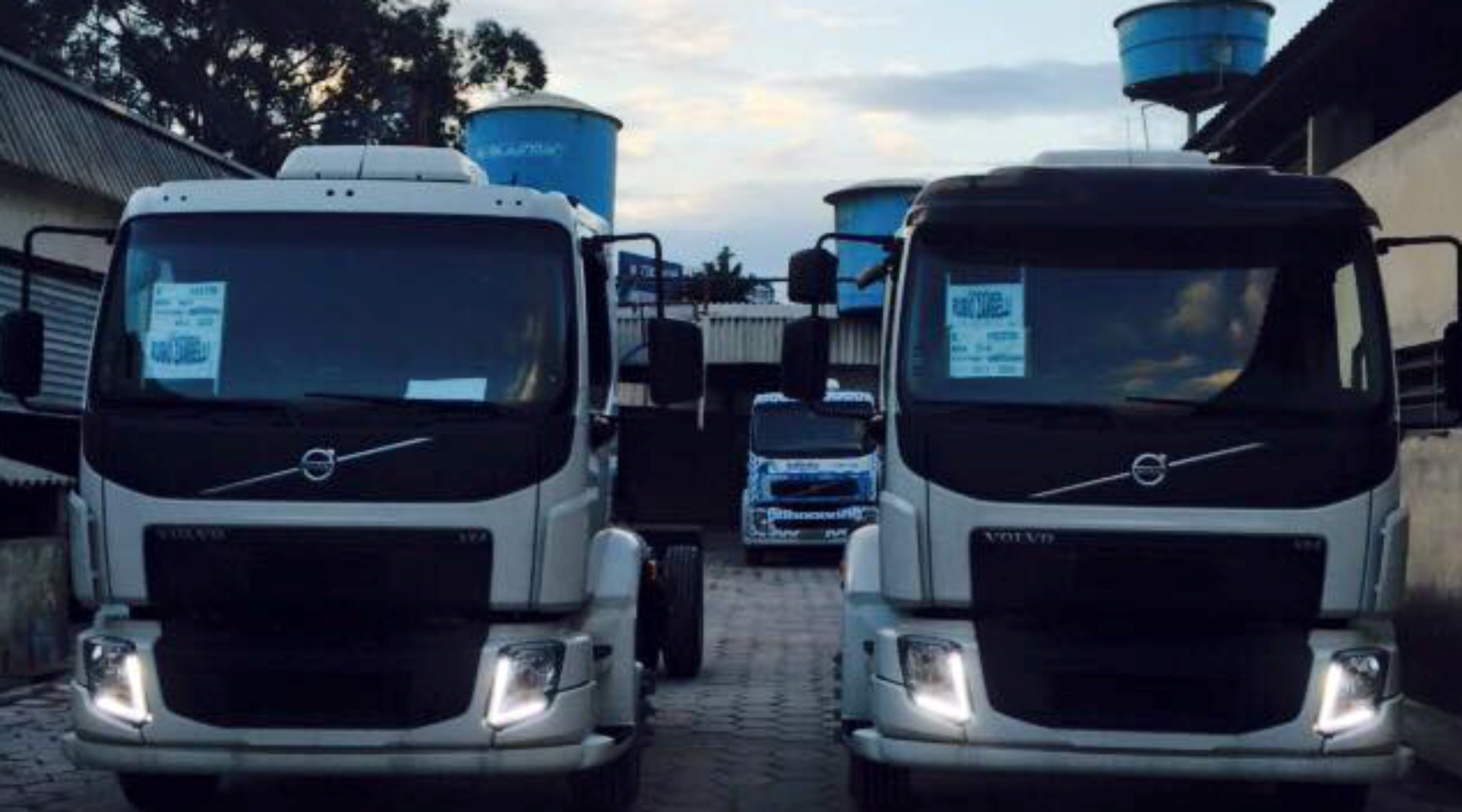 Caminhão Pipa Infinity